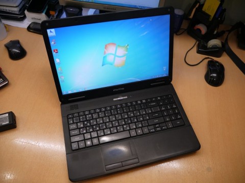 Ноутбук Emachines E527 Intel Dual-Core T4400 2.2 Ghz/Intel HD/4gb DDR3/HDD 250gb, с з/у