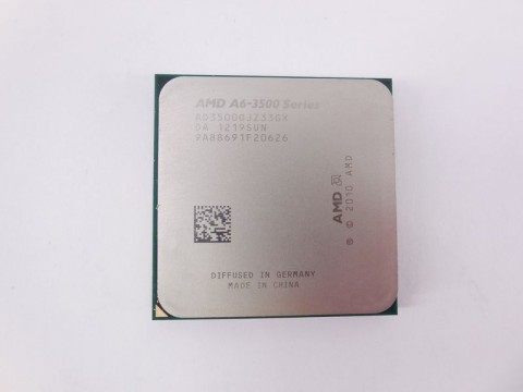 Процессор AMD Socket FM1/AMD A6-Series A6-3500 2.1 - 2.4GHz/AD3500OJZ33GX