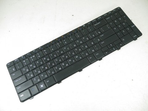 Клавиатура для ноутбука Dell Inspiron M5010 (CN-0Y3F2G-65890) б/у