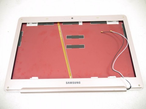 Крышка экрана матрицы от Samsung NP530U4E