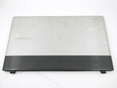 Крышка экрана матрицы для ноутбука Samsung NP305E5A (BA75-03554A), б/у