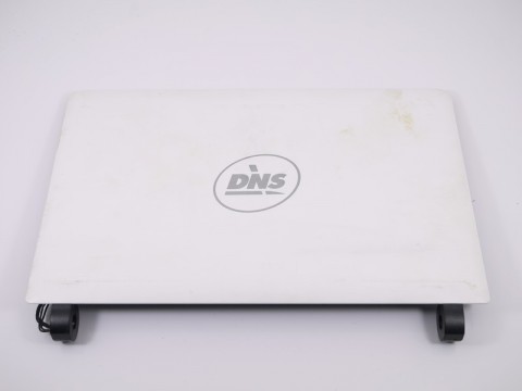 Крышка экрана матрицы от DNS W210CUQW (6-39-M1101-W22-CD), б/у, белая